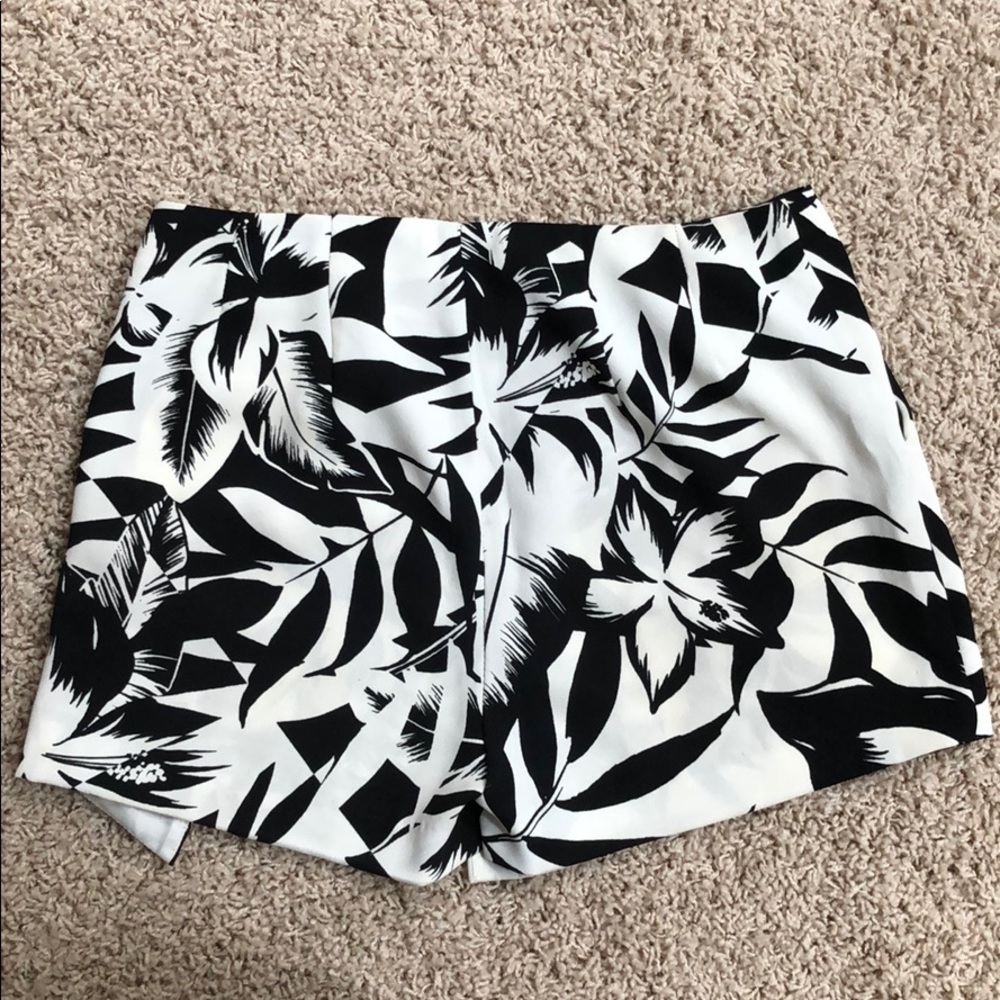 Skort